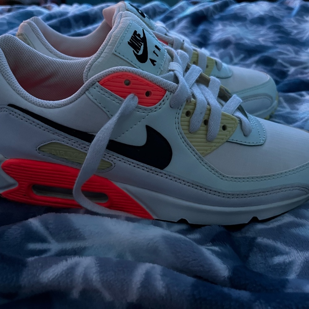 Nike air max summit white barely green size 9.5